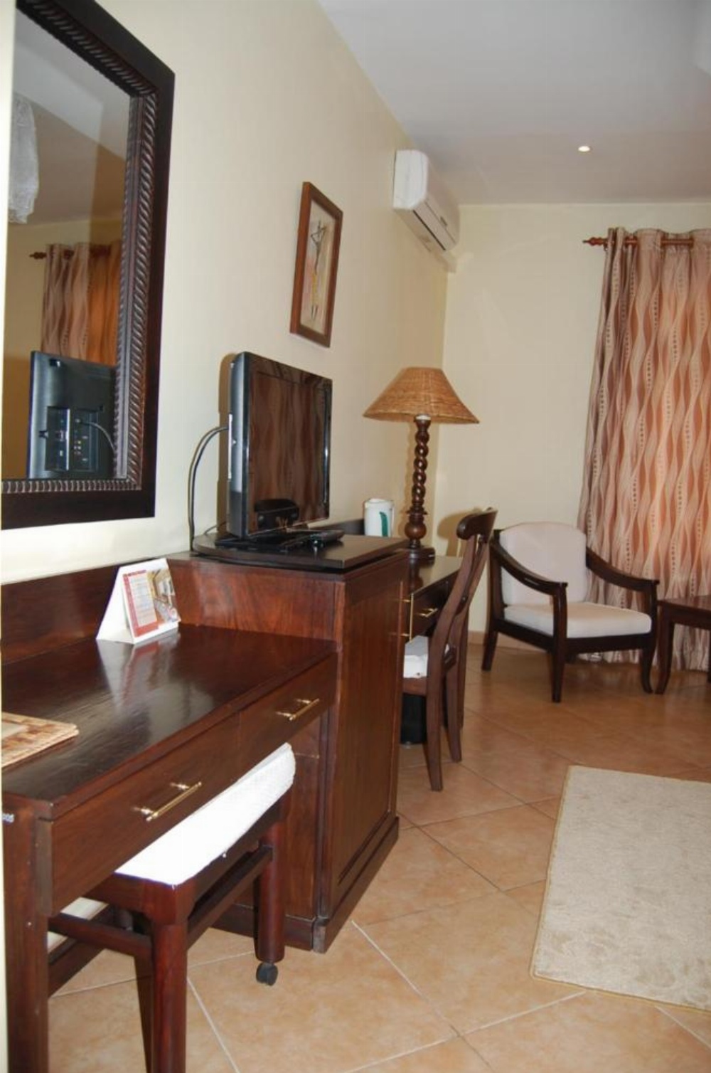 New Safari Hotel Image 35